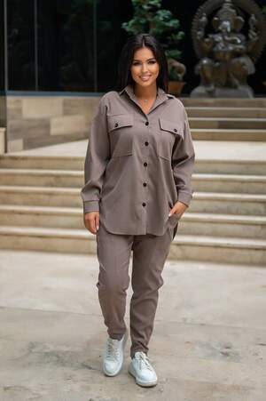 Стильний костюм для прогулянки